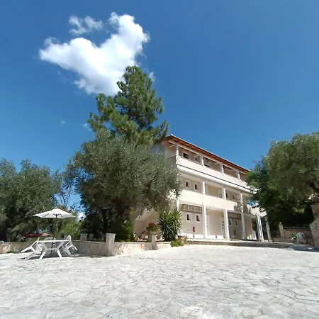 Pouliezos Koklanis Zante * Alykes (Zakynthos)