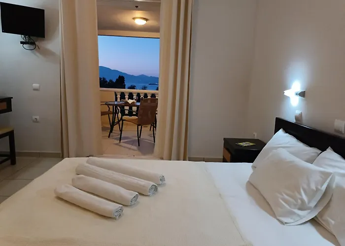 Pouliezos Koklanis Zante * Alykes (Zakynthos)
