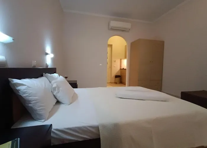 Pouliezos Koklanis Zante *